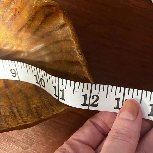 Handmade vintage wood leaf large bowl with handle - Picture 11 of 11